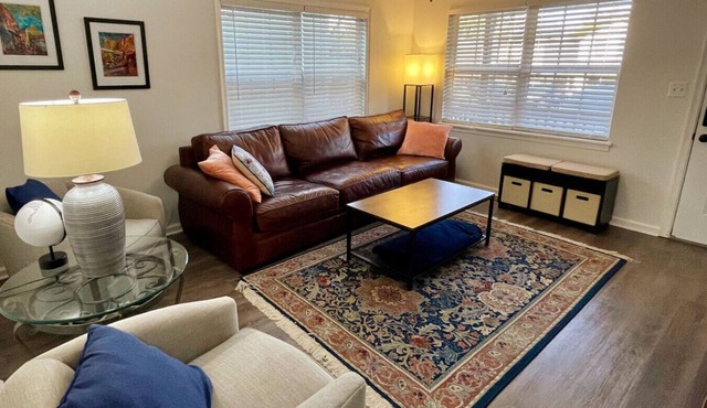 Hinton House - A Perfectly Located Downtown Home