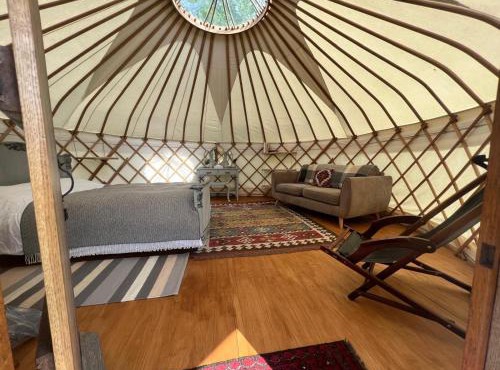 Hinton land glampsite