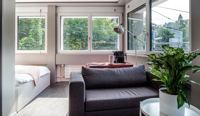 ★hip 1 BR- Apartment with Netflix "modern red"★