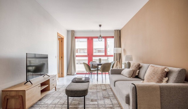 Hip Diagonal Mar i El Front Marítim del Poblenou 2BR, by Blueground