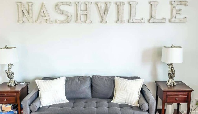 Hip East Nashville Stay Music, Food & Fun Nearby