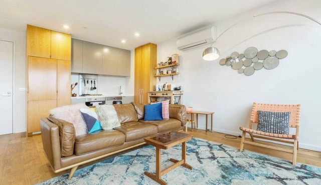 Hip off High Street A Vibrant Balcony Escape