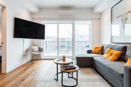Hip, Stylish Apartment In Little Italy by Den Stays