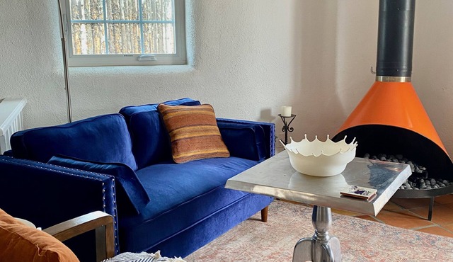 Hip Vintage Adobe - Near Railyard & Plaza