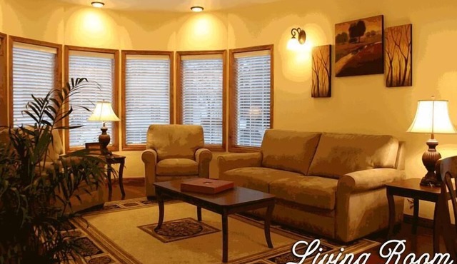 Hiromi's House - Minutes from Blue Mountains and Wine Country