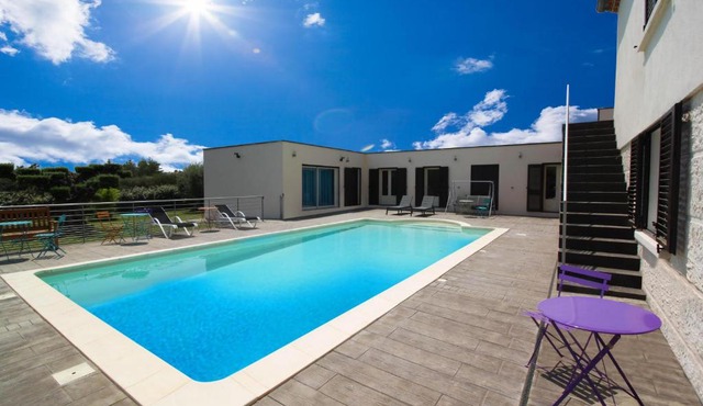 HISTOIRE D'Ô - Les Piscines - Chambres d'hôtes