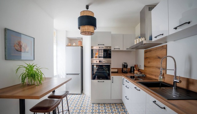 Historic 13th century apartment, village center