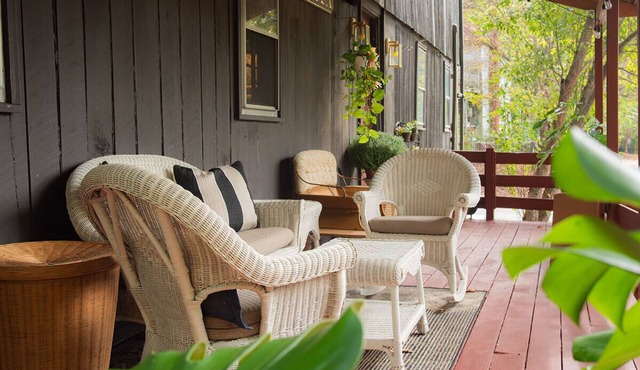 Historic 1849 Grist Mill House, Sleeps 9, Blue Ridge Parkway