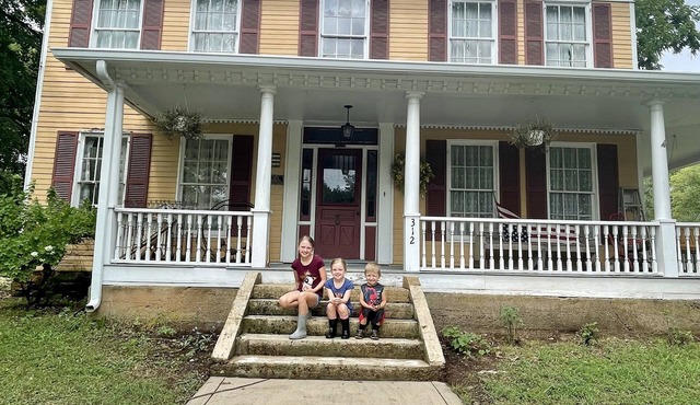 Historic 1856 Eversole Home Decorated with Period Furniture & Quilts