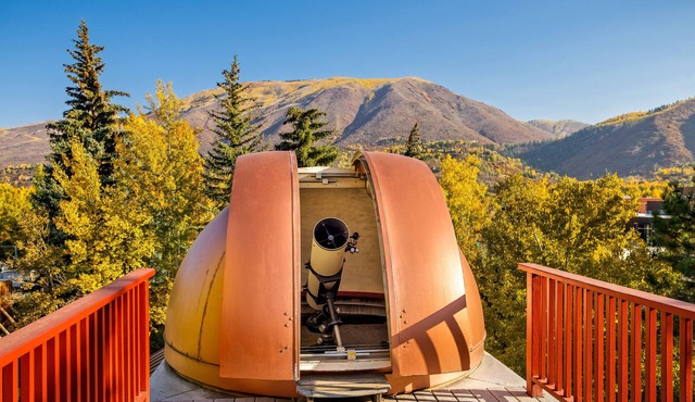 Historic 1888 Aspen Home | Downtown | Rooftop Views | By Cuvée