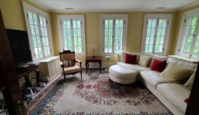 Historic 1914 Georgian Colonial Manor