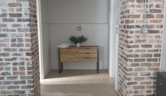 Historic 1br 1ba On the River!