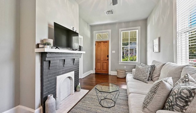 Historic 2BD Home | Minutes From Downtown & LSU