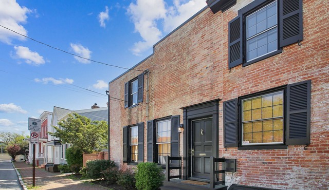 Historic 3 Bedroom Downtown Annapolis Townhome