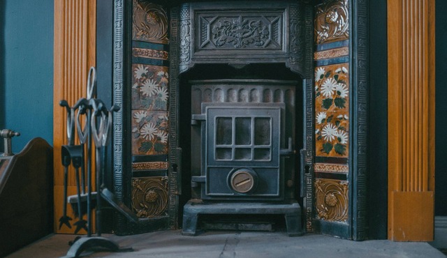 Historic 3 Bedrooms, Wood Burner and Bath with Incredible Views over Loch Fyne