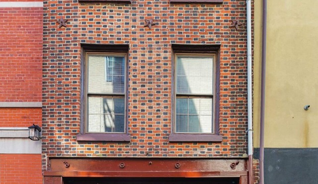 HISTORIC 3BED TOWNHOUSE IN OLD CITY PHILADELPHIA-STEPS FROM METRO/RESTAURANTS