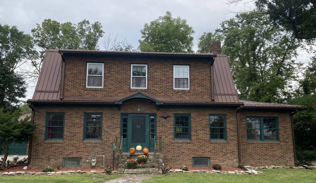 Historic 3BR Home 4 Blocks to Downtown