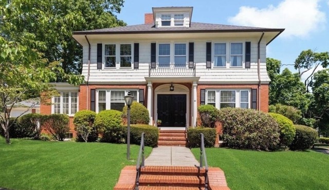 Historic 4-bed house in fabulous East Side Providence, steps from Brown Stadium
