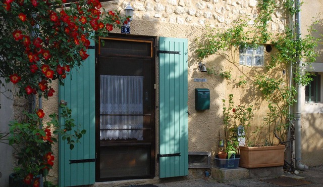 Historic 4 storey stone cottage in Buis les Baronnies -