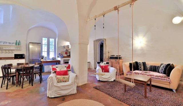 Historic 4BR Village Home | Terrace | Beach 15 min