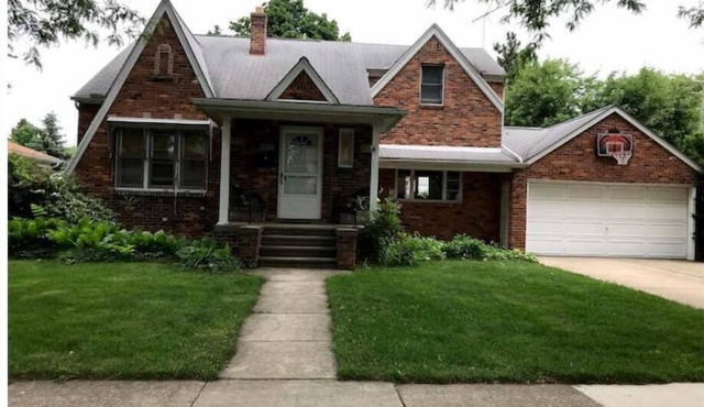 Historic 5-bedroom home, near Greenfield Village