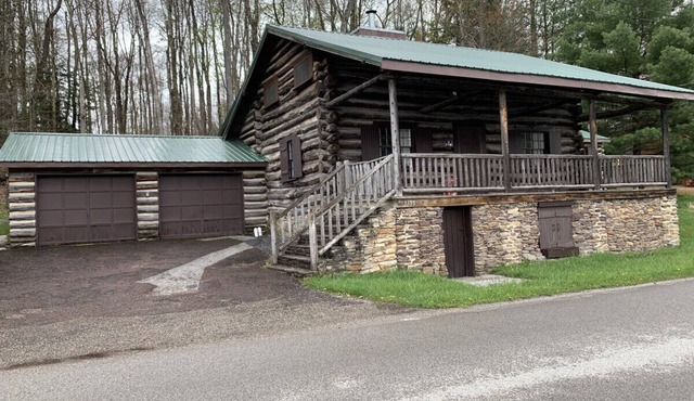 Historic Alpine Lakeside Manor