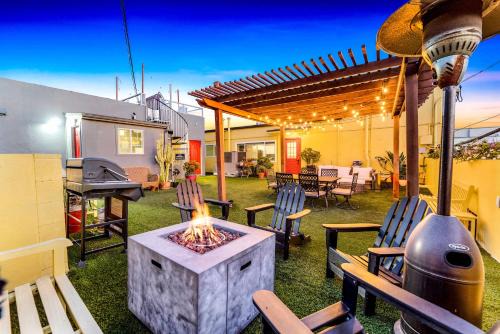 Historic Apartment with Roof Deck in the Heart of North Park