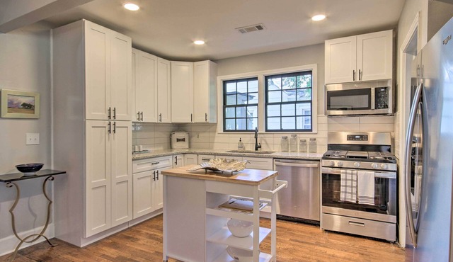 Historic Augusta Cottage w/Mid Century Vibe!