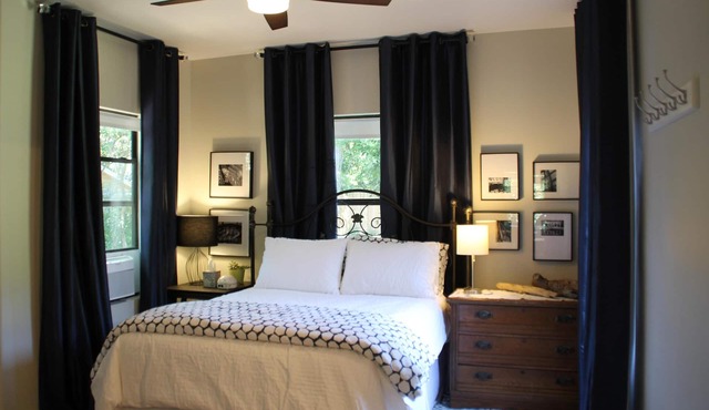 Historic Avondale private guest suite in quiet neighborhood, walk to Boone Park