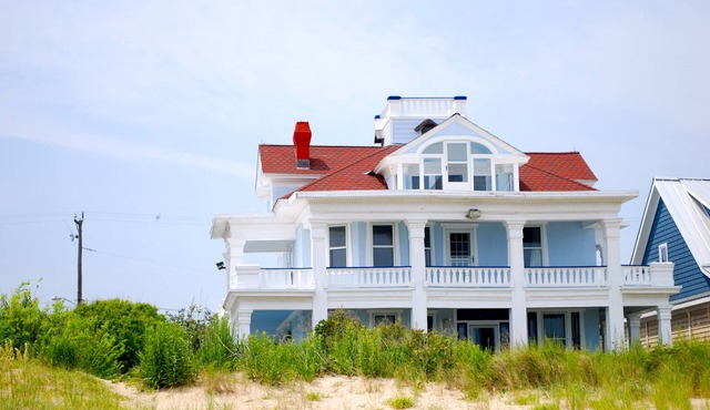 Historic Beachfront Home With Stunning Views Of The Chesapeake Bay!