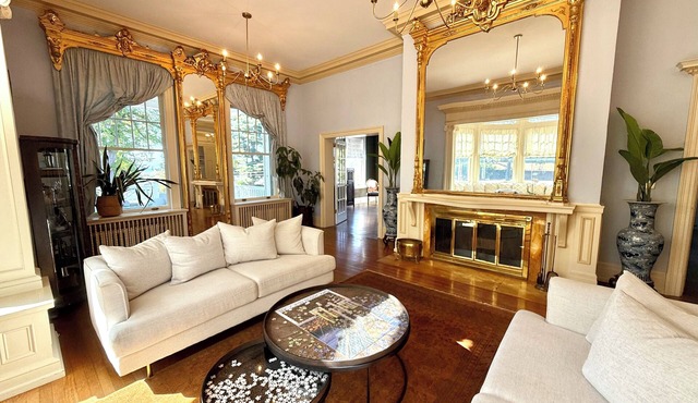 Historic Beautiful 4-bedroom mansion house in Stadium District of Tacoma