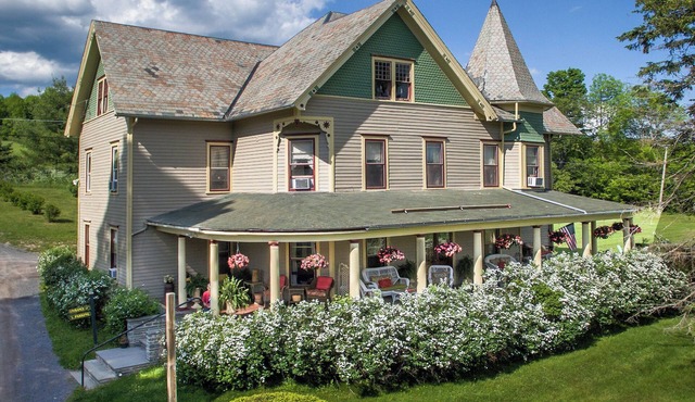 Historic Bed and Breakfast 1 queen bedroom in the Catskills Mtns Margaretville