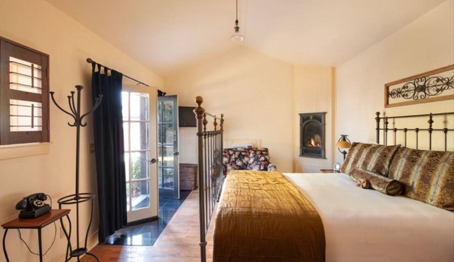 Historic Boutique Stay in Downtown Cody – Near Yellowstone & Central Location