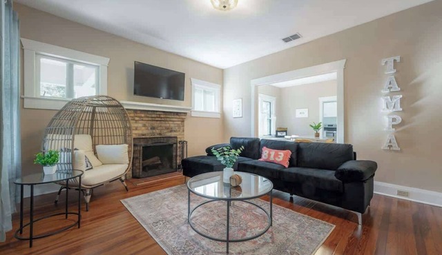 Historic Bungalow w/Game Room by Downtown Tampa!