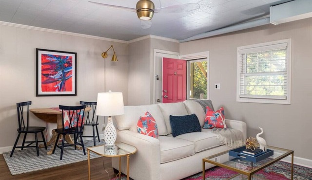 Historic Burlington Gem: Cozy Retreat with Outdoor Oasis