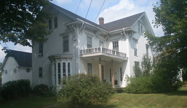 Historic Captains Home - On Weskeag River Oyster Farm