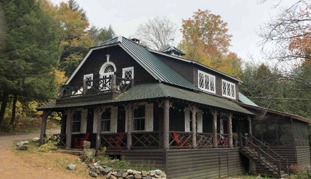 Historic Carriage House - Lake Shore Community, Upper Saranac Lake Access