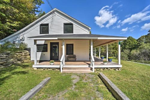 Historic Catskills Home, Near Willowemoc Creek!