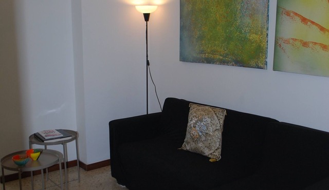 historic center; spacious and very comfortable 80m2; Altrepo Pavese parking easy