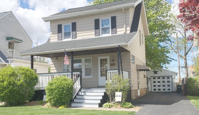 Historic century home in Parma -oh so charming