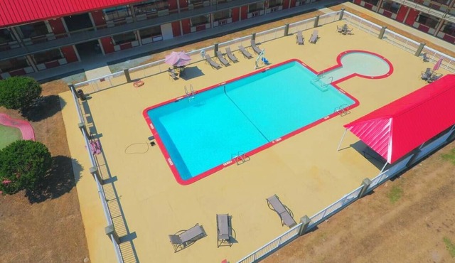 Historic Charm! 3 Amazing Units, Near Fort Valley State University, Free Parking