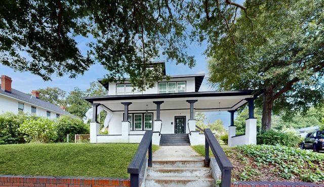 Historic charm and great location - Experience all Augusta has to offer