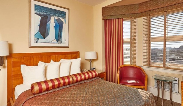 Historic Charm in Boutique Hotel Room – Free Breakfast