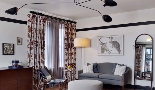 Historic Charm Meets Modern Comfort: Unique Baltimore Stay w/Rooftop Dining