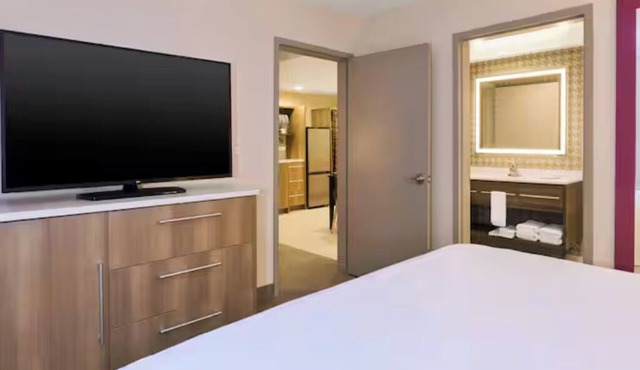 Historic Charm Meets Modern Comforts! Onsite Parking, Pool, FREE Breakfast!