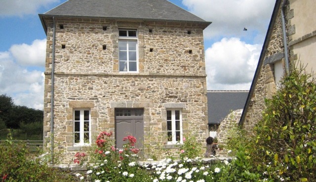 Historic charm, pets allowed and wifi