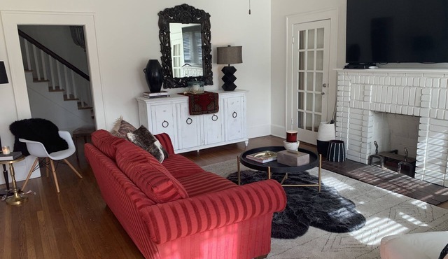 Historic Charmer steps from Downtown Tuscaloosa, The Strip, and UA Campus
