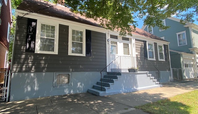 Historic Chateau Palmer A. Downtown Bristol RI