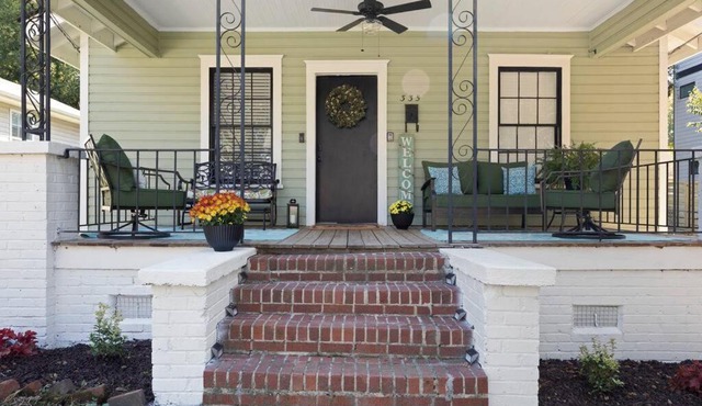 Historic Cherry Bungalow House - Midtown