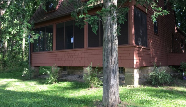 Historic Cottage in Spring Green, Wisconsin